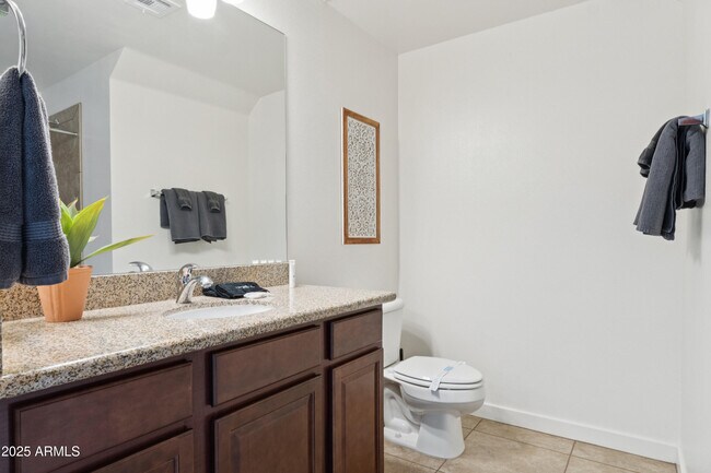 Building Photo - 2511 W Queen Creek Rd