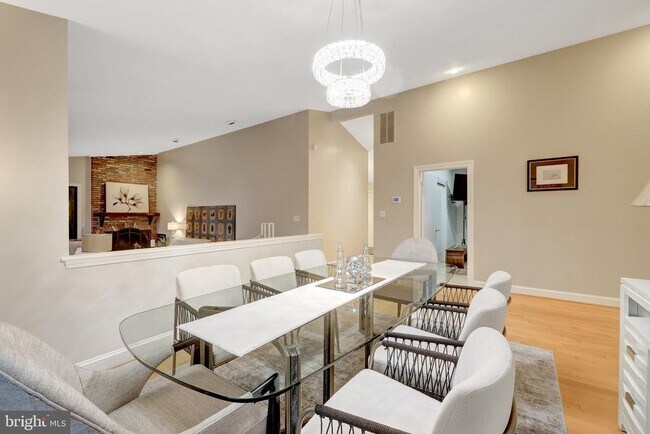 Building Photo - 10809 Nicholsridge Rd