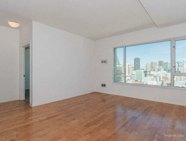 Building Photo - 1160 Mission St