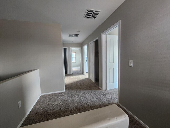 Building Photo - 10690 S Kush Canyon Ln