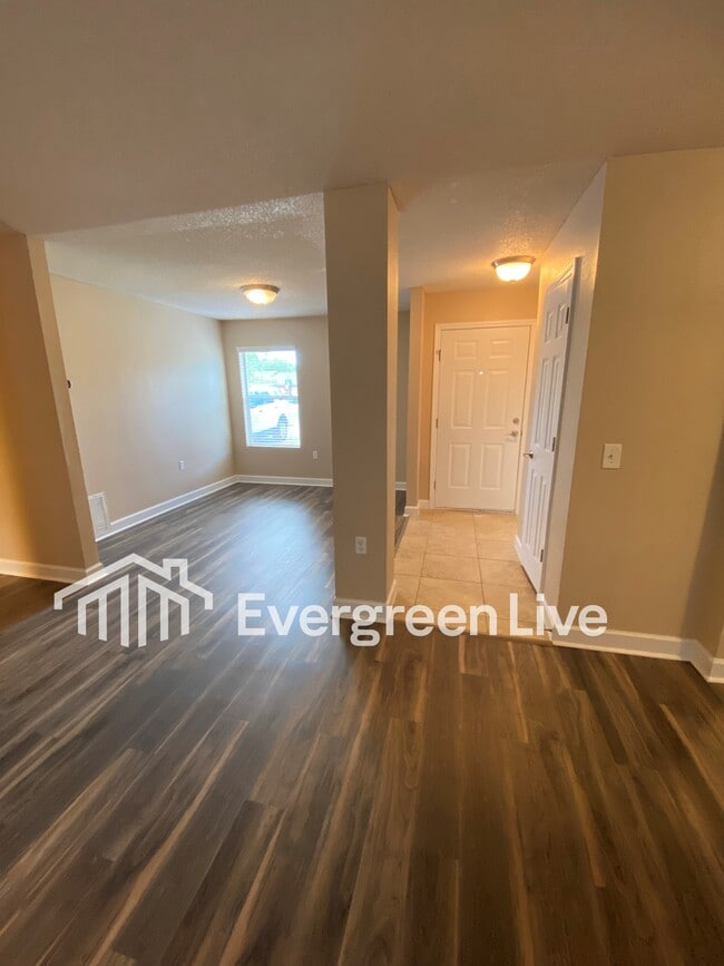 Building Photo - 72 Voda Ct