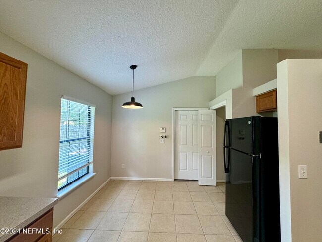 Building Photo - 1510 Wayward Wind Ln