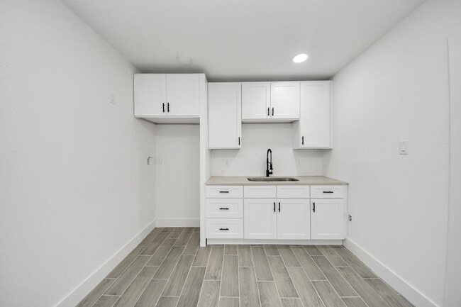 Building Photo - 7208 Helmers St
