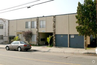 Building Photo - 1431 Obispo Ave