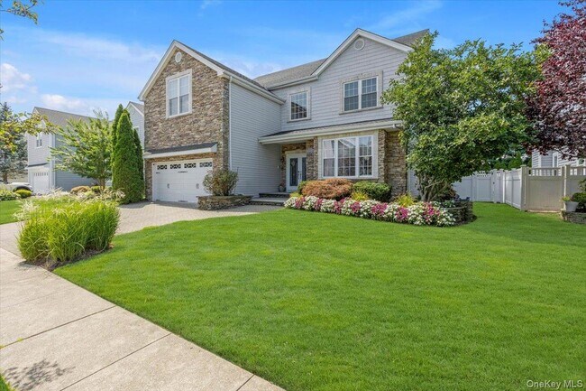 Primary Photo - 35 Auden Ave