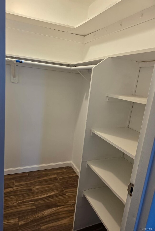 Building Photo - 2 Richmond Rd