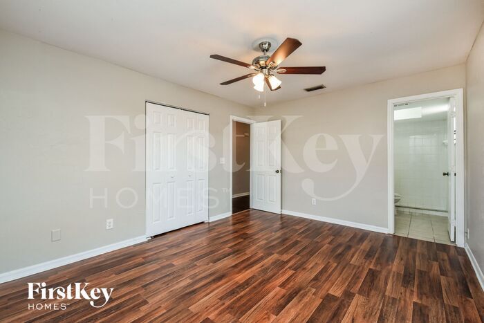 Building Photo - 18525 Sebring Rd