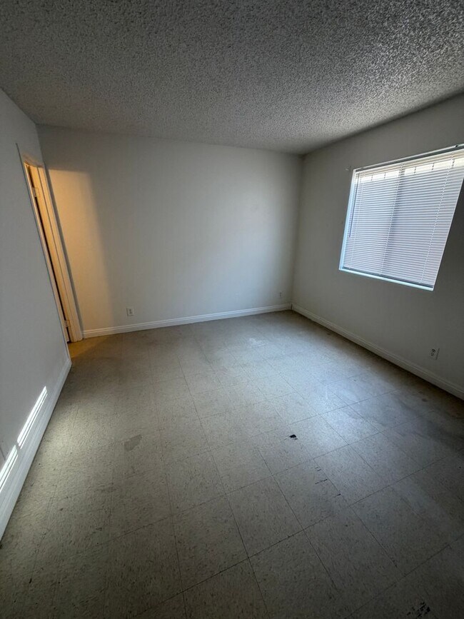 Building Photo - 3213 Figler Ct