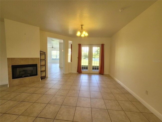 Building Photo - 113 Torino Ln