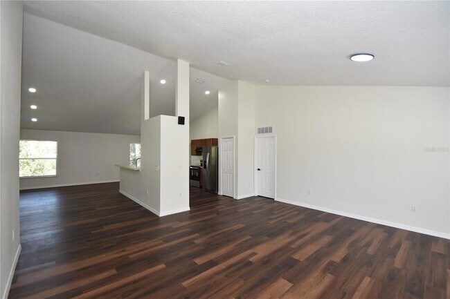Building Photo - 33 Prattwood Ln