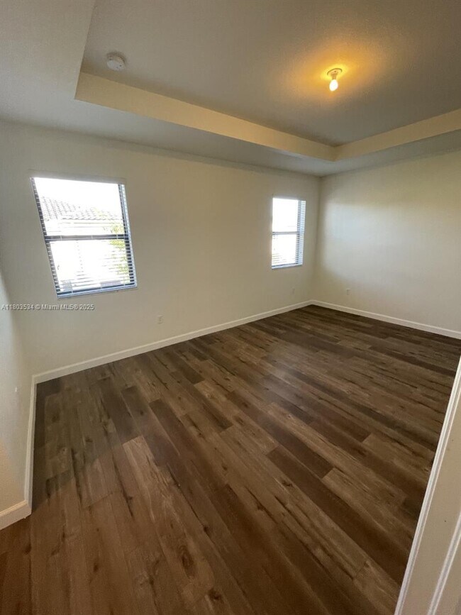 Building Photo - 3501 W 92nd Pl