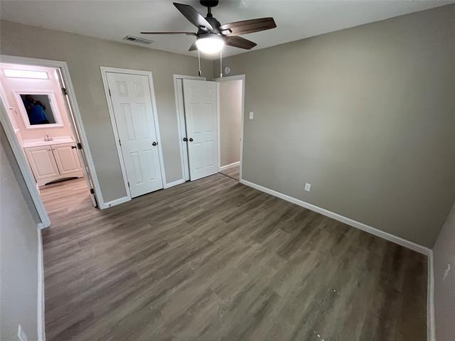 Building Photo - 9615 Oak Gate Ln