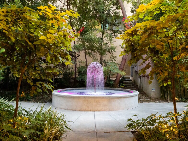 Building Photo - 1130 S FLOWER St