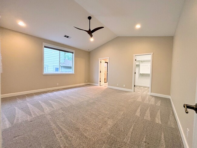 Building Photo - 2537 Eagle Creek Ln