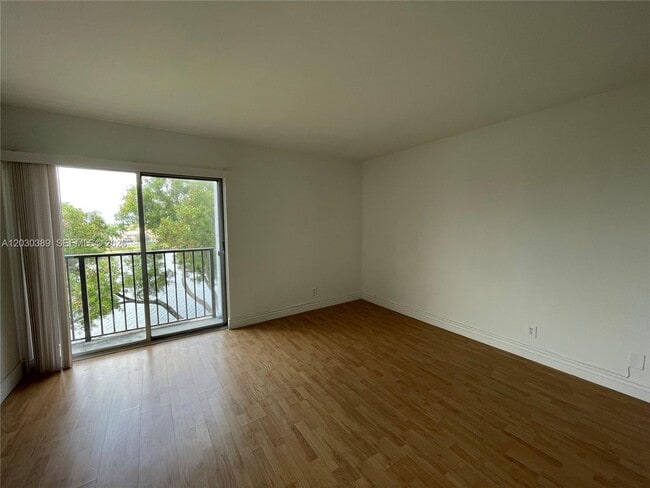Building Photo - 8560 N Sherman Cir