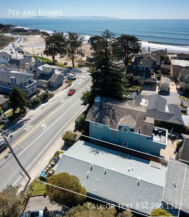 Building Photo - Charming 2 Bed, 1 Bath Home – Prime Coasta...