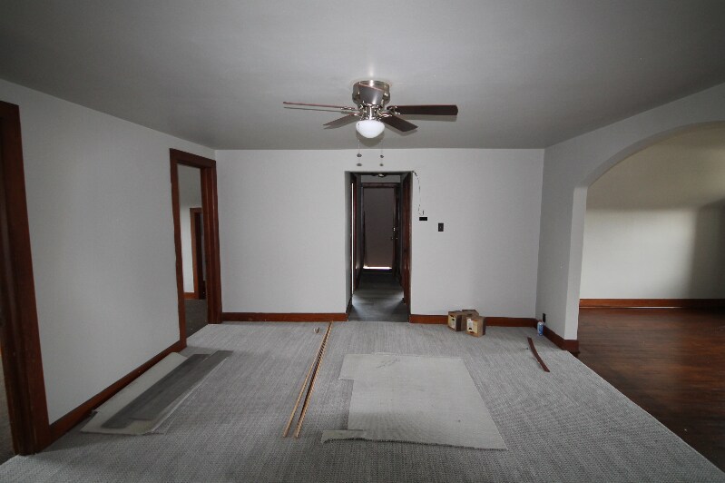 Building Photo - 609 Fry St