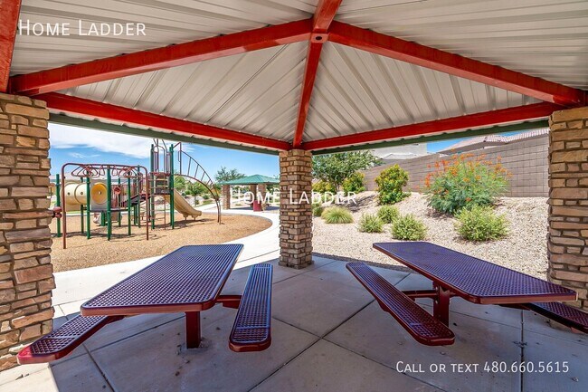 Building Photo - 4971 E Sunstone Dr