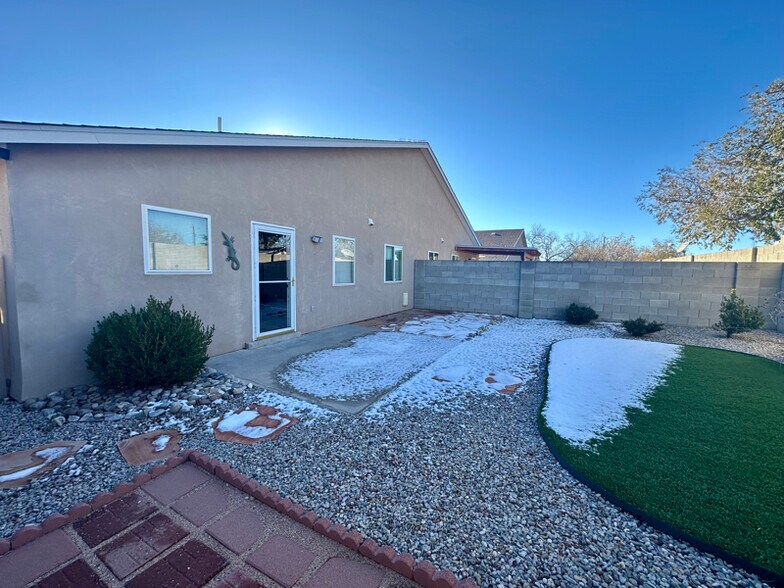 Building Photo - 11309 Miravista Pl SE