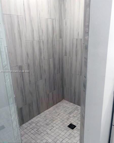 Building Photo - 3483 Emerald Oaks Dr