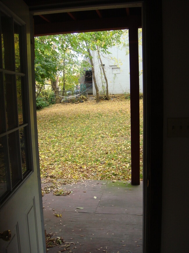 Building Photo - 282-BLD