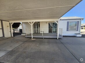 Building Photo - 872 N Mountain Brush Dr