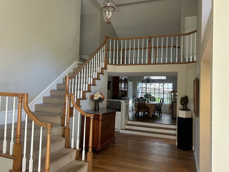 Building Photo - 3098 Dragonfly St