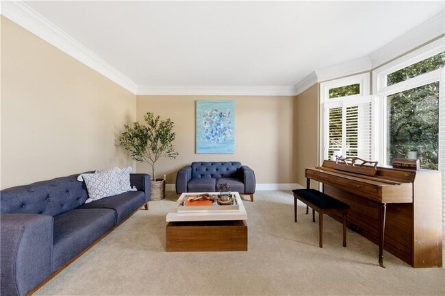 Building Photo - 200 Azalea Cove Ln