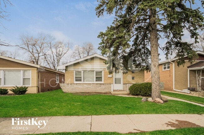 Building Photo - 14340 Kenwood Ave