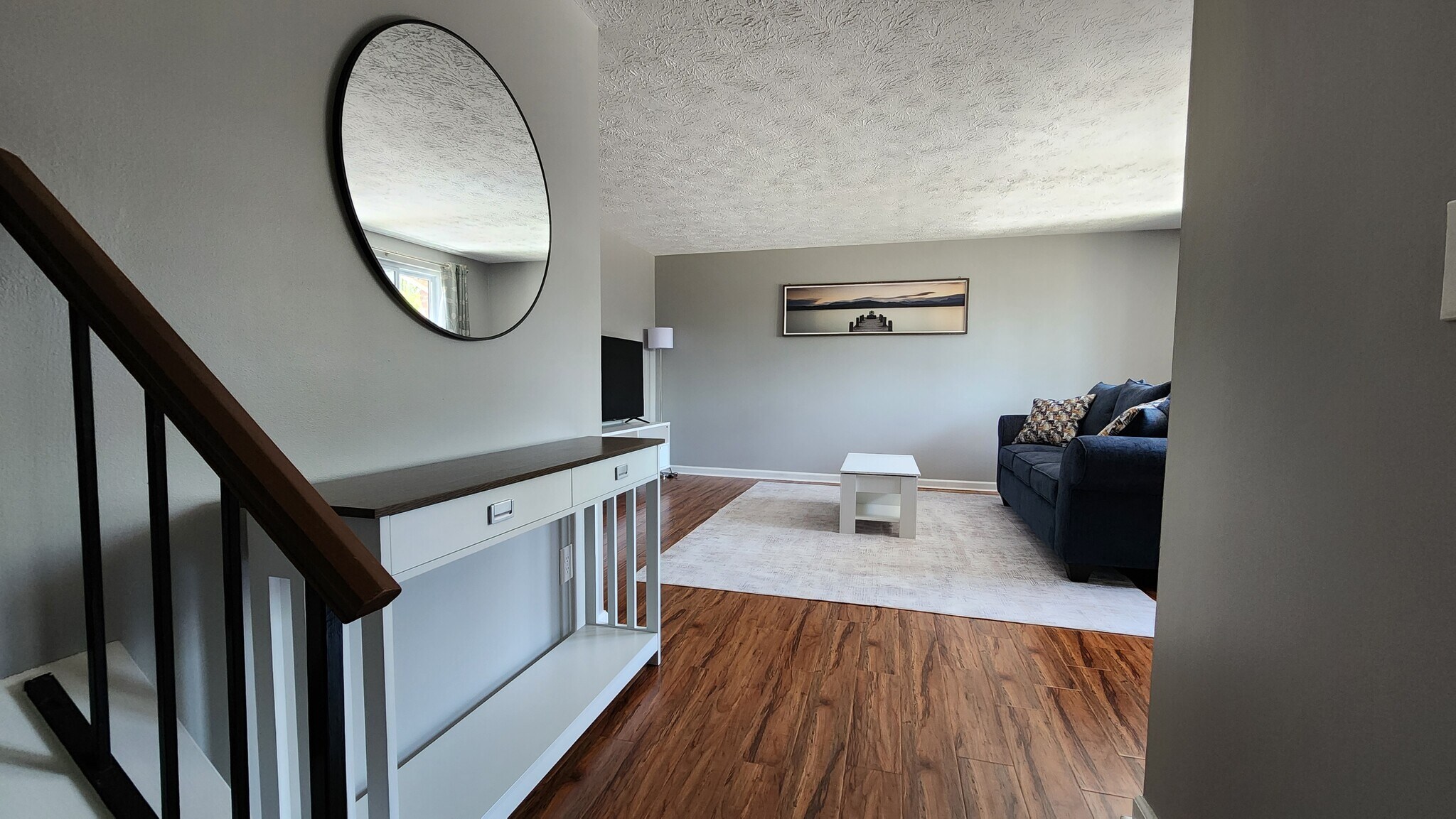 Building Photo - 4313 Hemlock Cir