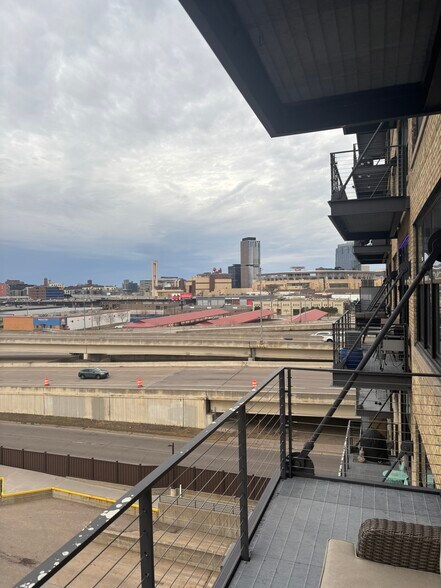 Building Photo - 290 Market St