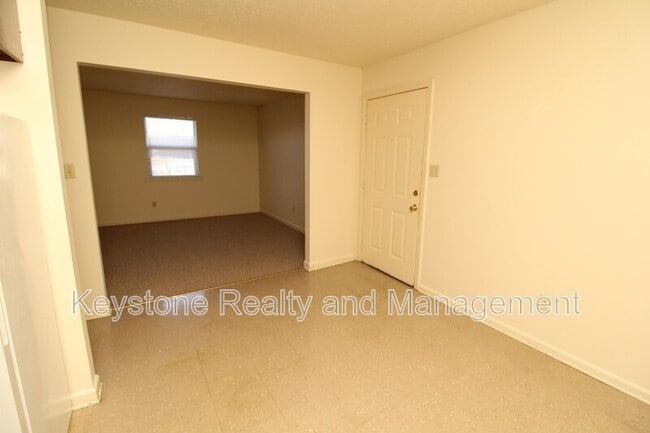Building Photo - 2830 Greenville Rd