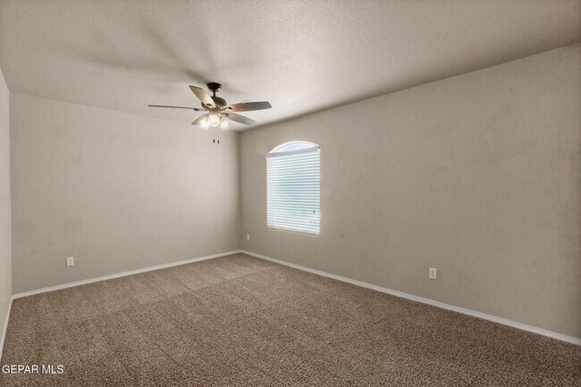 Building Photo - 3836 Loma Cristobal