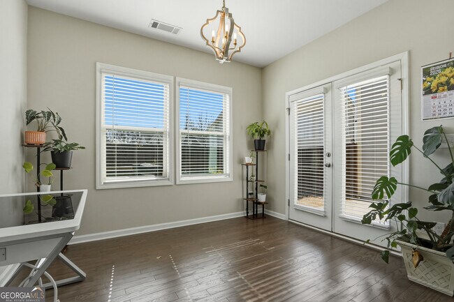 Building Photo - 504 Elm Bluff Way