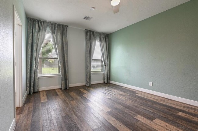 Building Photo - 703 Hardwood Grv Ct