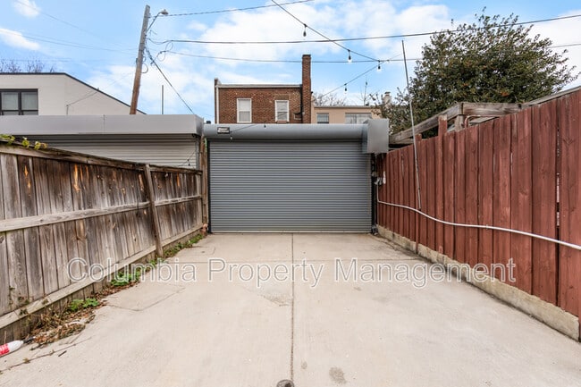 Building Photo - 1336 K St SE