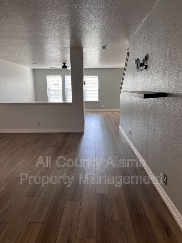 Building Photo - 7431 Cedar Farm