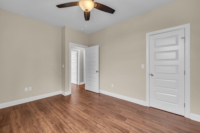 Building Photo - 702 Moore St