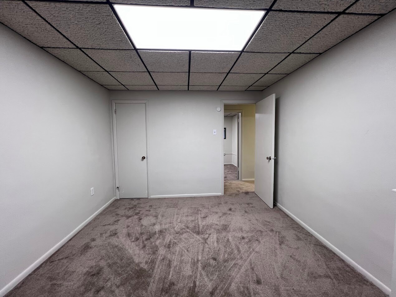 Building Photo - 304 Marie St