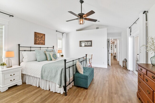 Building Photo - 6357 Terra Rosa Cir