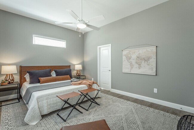 Building Photo - New 4 Bedroom Home in Red Bank with 2-Car Garage