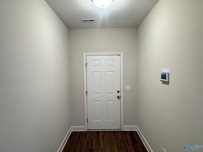 Building Photo - 151 Williams Pointe Boulevard SW