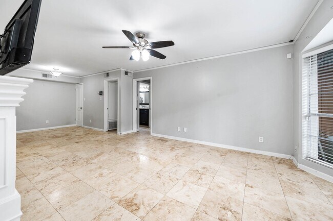 Building Photo - 2575 Marilee Ln