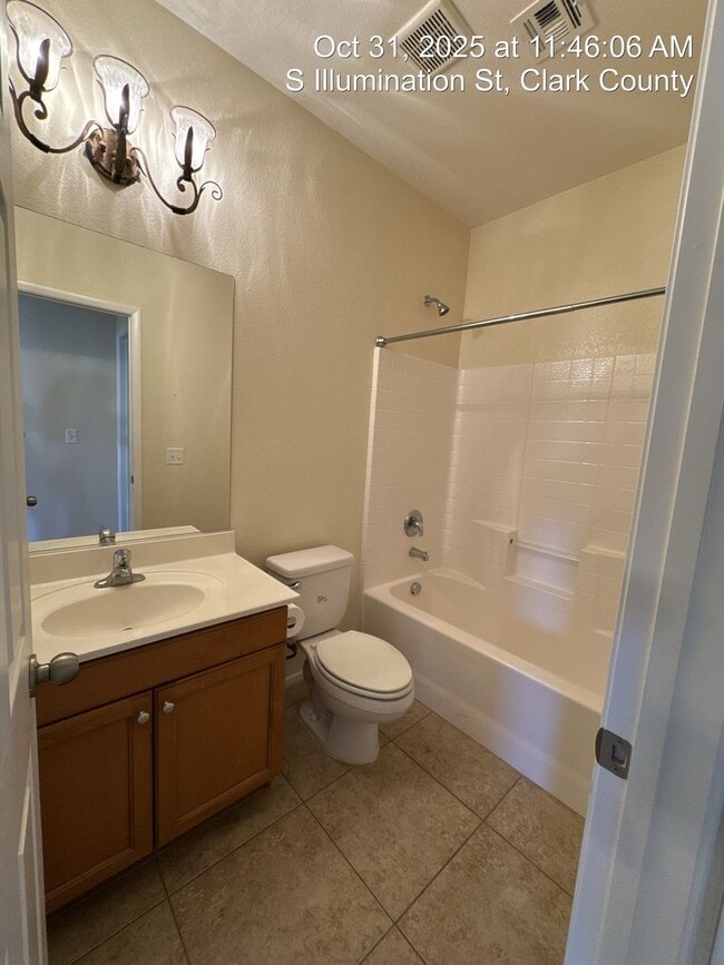 Building Photo - 4 Bedroom Near Spring Valley— Your Next Chapter Starts Here!