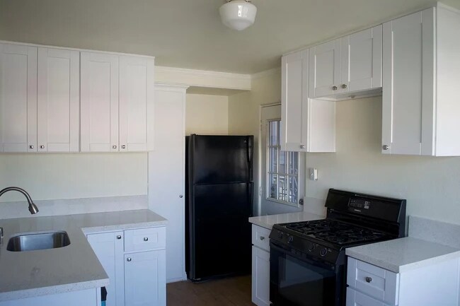 Building Photo - 4227 Pepper Dr