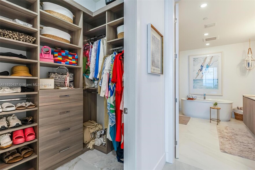 Walk In Closet - 17550 Collins Ave