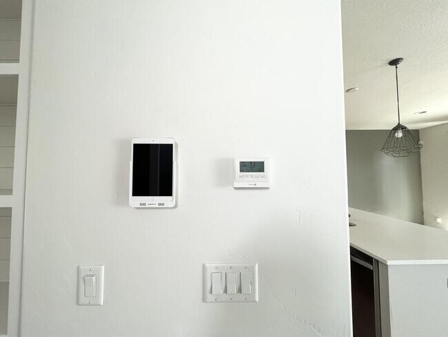 Building Photo - 9729 Fira Ln