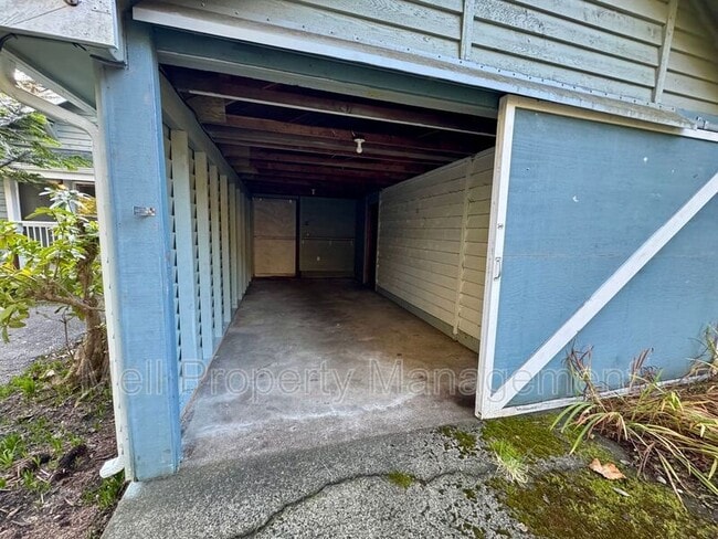 Building Photo - 22402 US-101