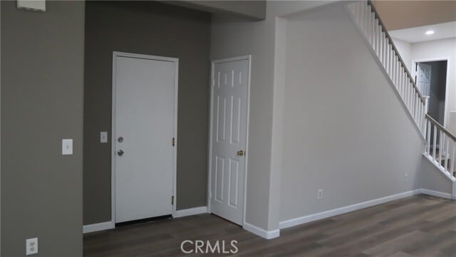 Building Photo - 3722 Almansa Way