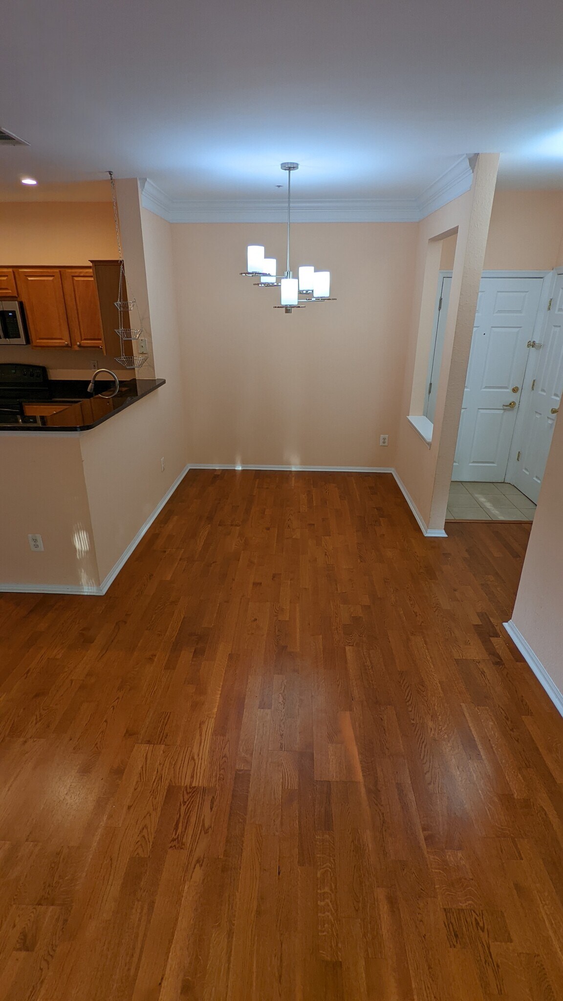 Building Photo - 1570 Spring Gate Dr